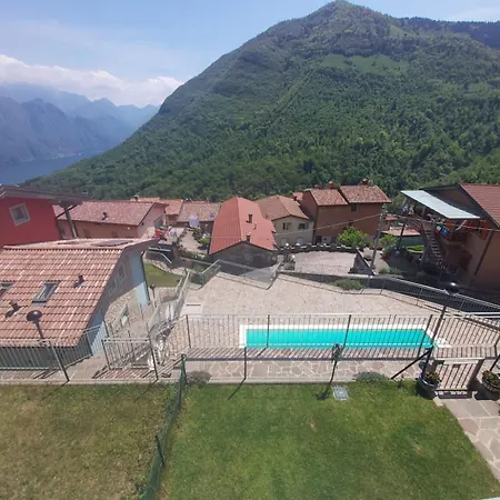 Casa Ai Due Laghi
