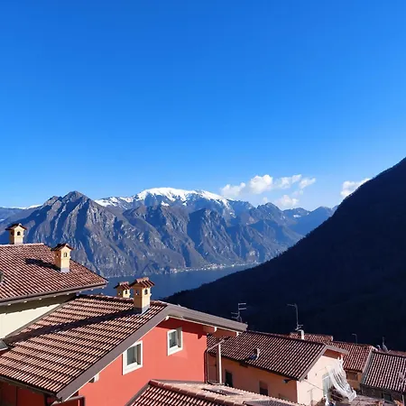 Casa Ai Due Laghi Apartment